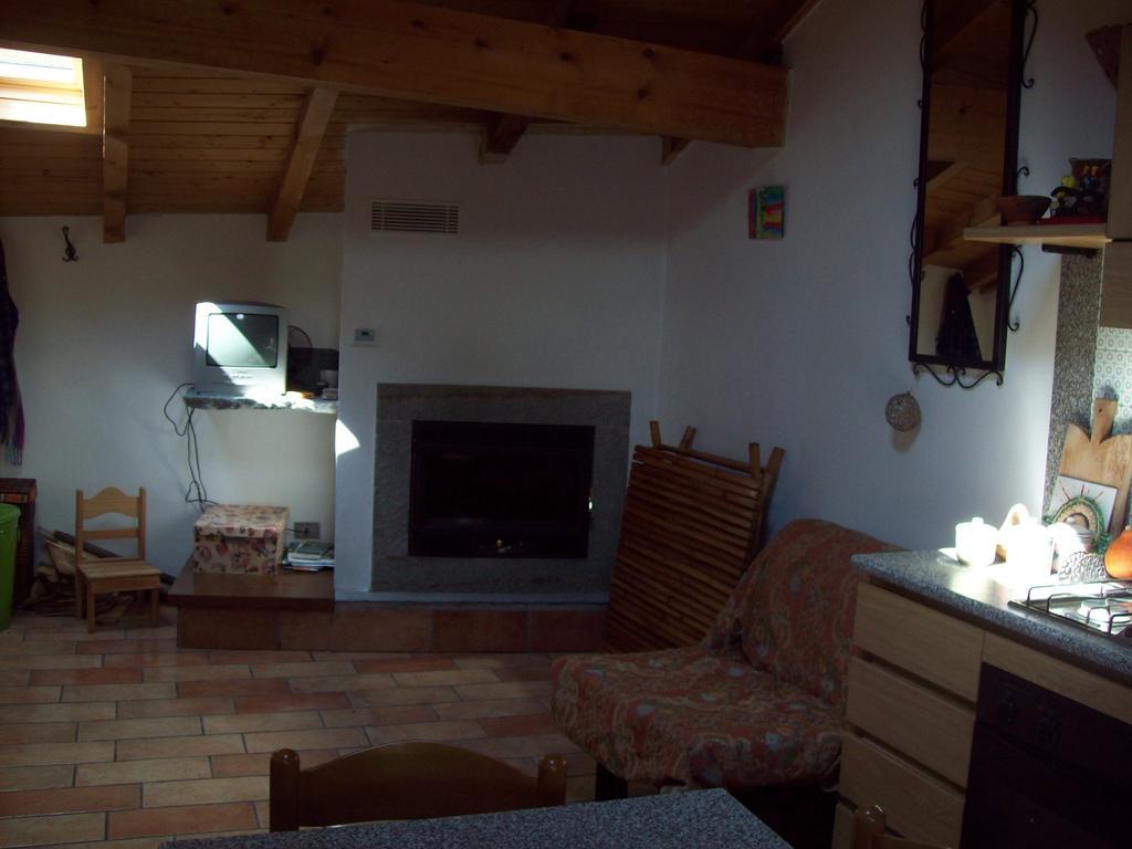 Appartamentino Nel Bosco Sondrio Zewnętrze zdjęcie